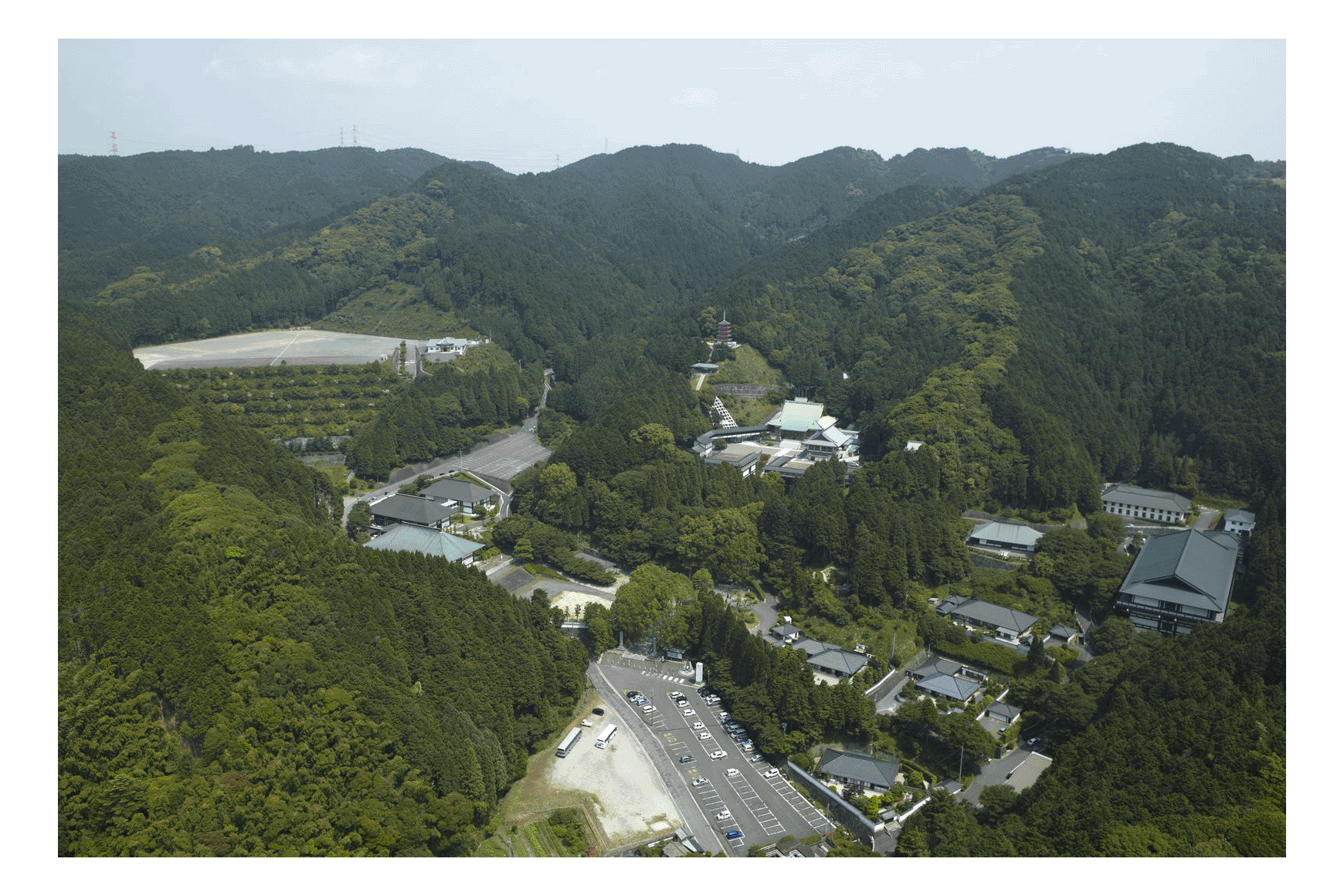 境内の全景航空写真